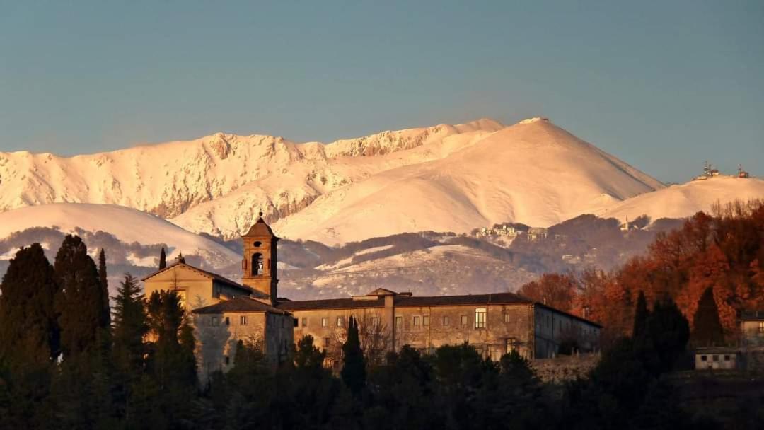 Villa La Bottega Del Fabbro Affitto Breve Contigliano Exterior foto